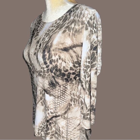 JM collection snake print design 3/4 sleeved top - Picture 4 of 8